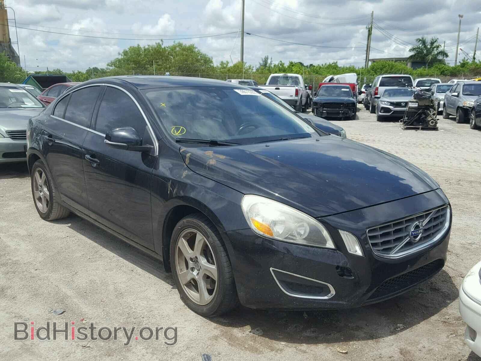 Photo YV1622FS1C2100894 - VOLVO S60 2012