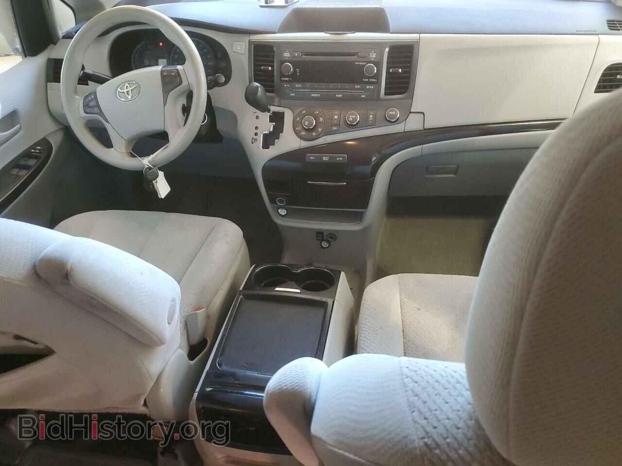 2011 TOYOTA All Models - VIN: 5TDKK3DC9BS028890 - Фото 8