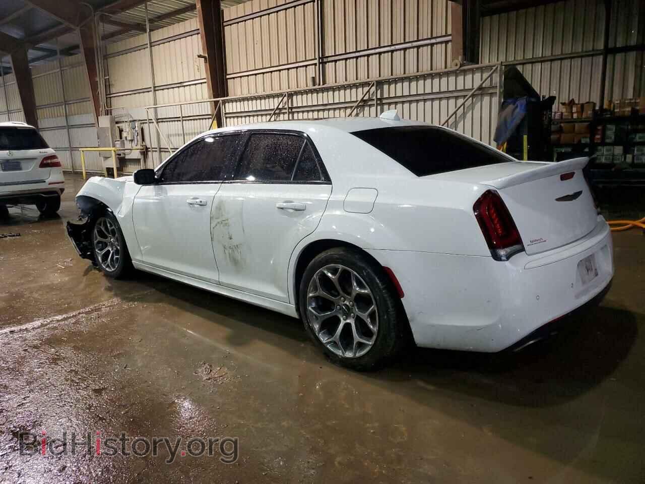2018 CHRYSLER 300 - VIN: 2C3CCABG3JH266702 - Фото 2