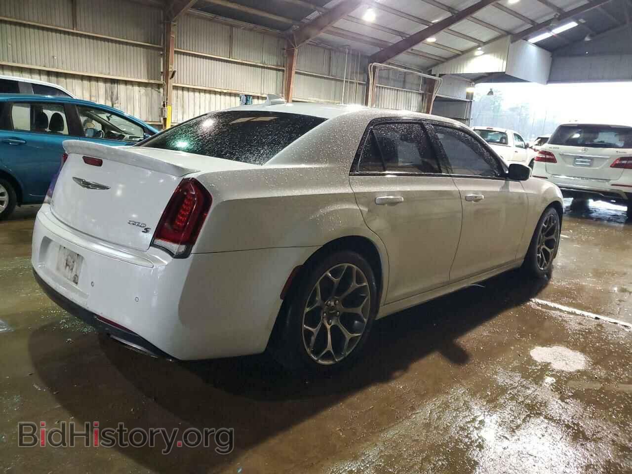2018 CHRYSLER 300 - VIN: 2C3CCABG3JH266702 - Фото 3
