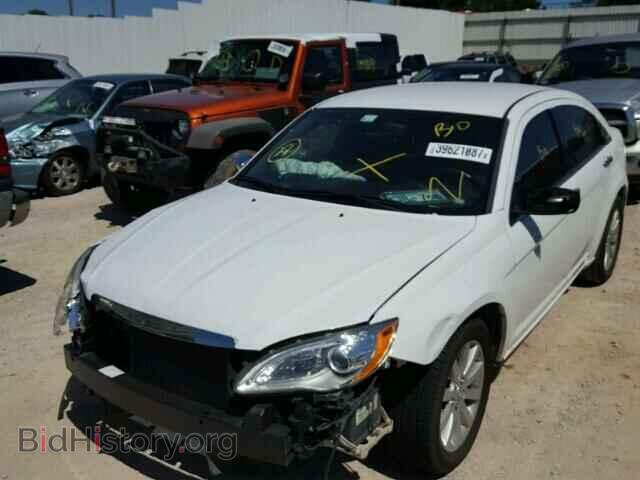 2013 CHRYSLER 200 - VIN: 1C3CCBCG3DN524572 - Фото 2