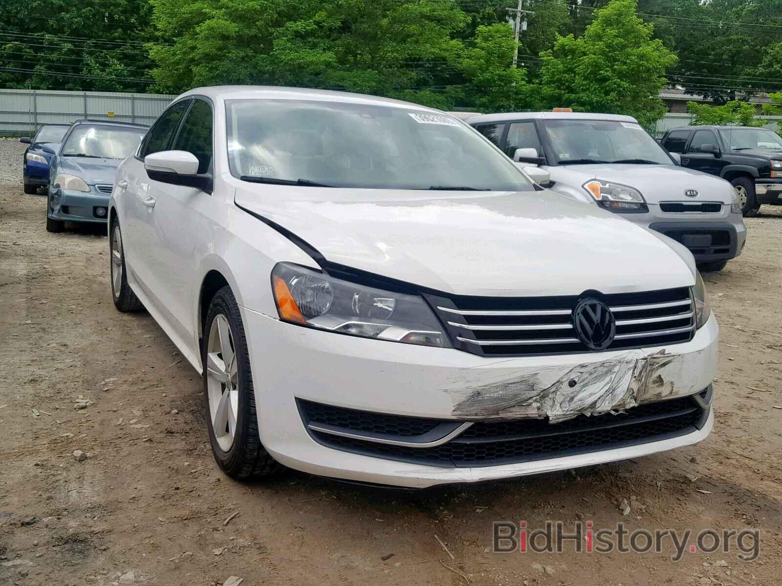 Photo 1VWBP7A34DC049032 - VOLKSWAGEN PASSAT 2013