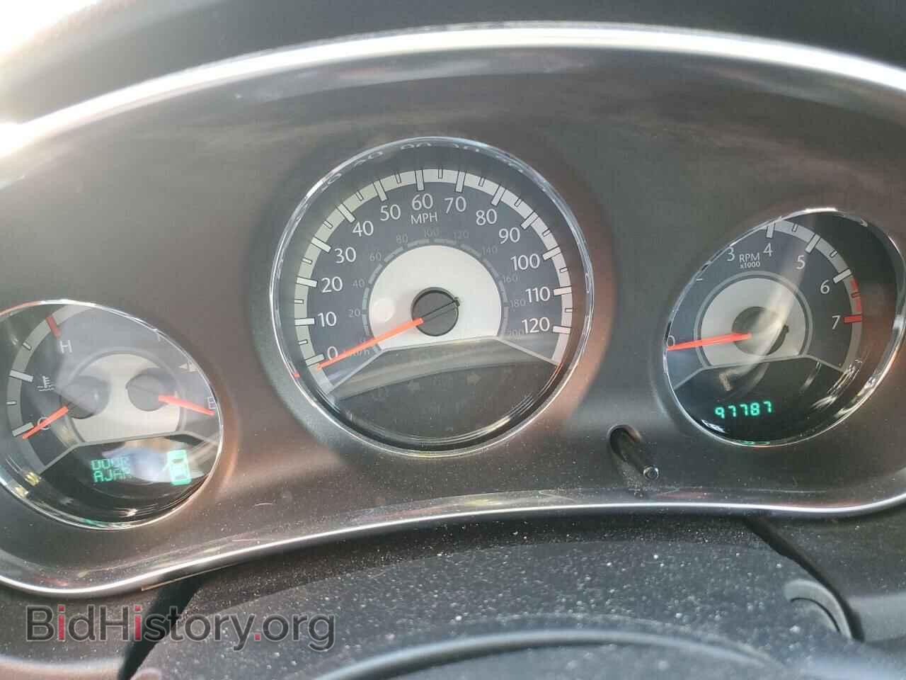 2011 CHRYSLER 200 - VIN: 1C3BC7EG4BN616213 - Фото 9