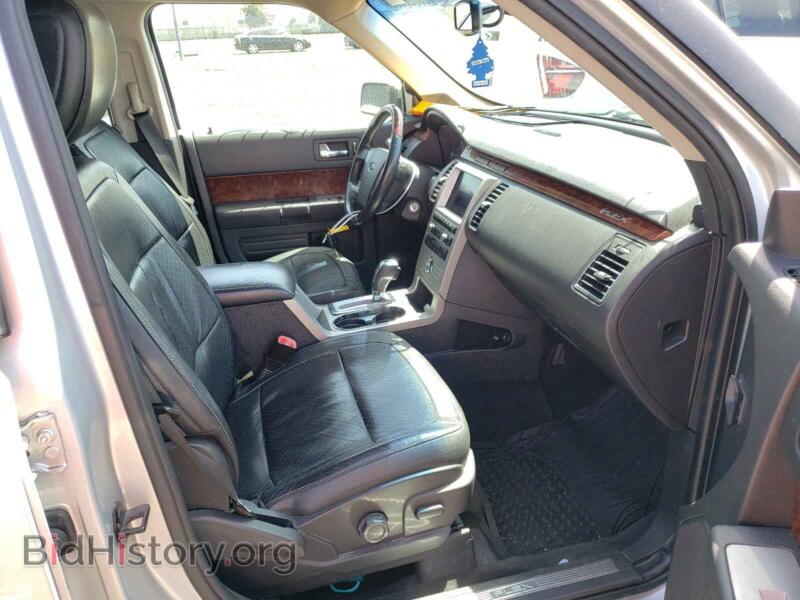 2011 Ford FLEX (VIN 2FMGK5DC0BBD04646) — photo 5 of 10
