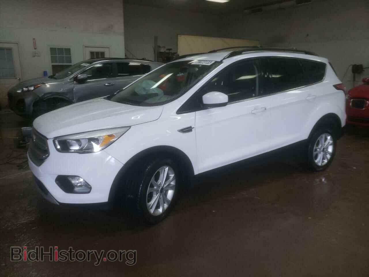 Фотография 1FMCU0GD1JUD03420 - FORD ESCAPE 2018