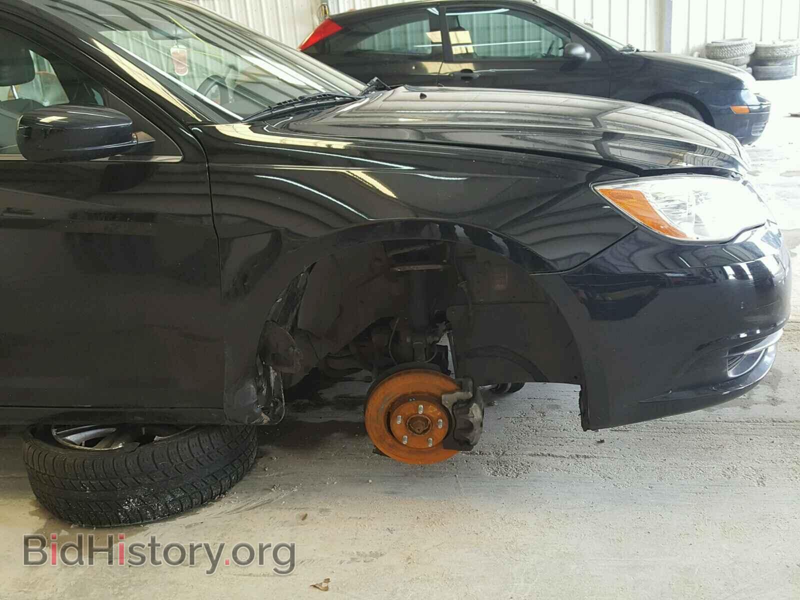 2013 CHRYSLER 200 - VIN: 1C3CCBABXDN698498 - Фото 9