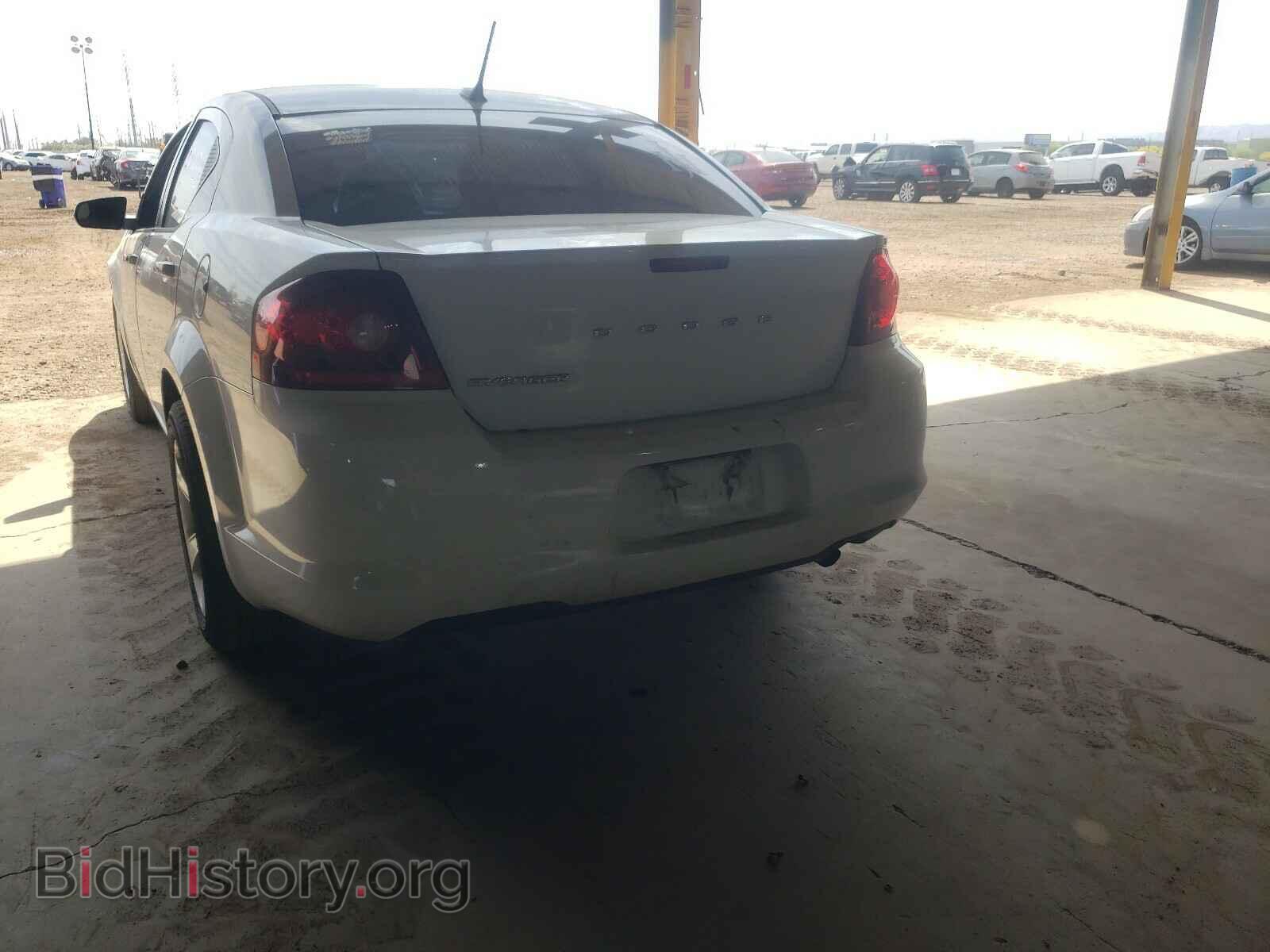 2011 DODGE AVENGER - VIN: 1B3BD4FB4BN548636 - Фото 3