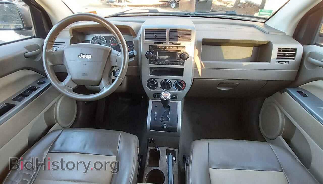 2007 JEEP COMPASS - VIN: 1J8FF57W87D395587 - Фото 9