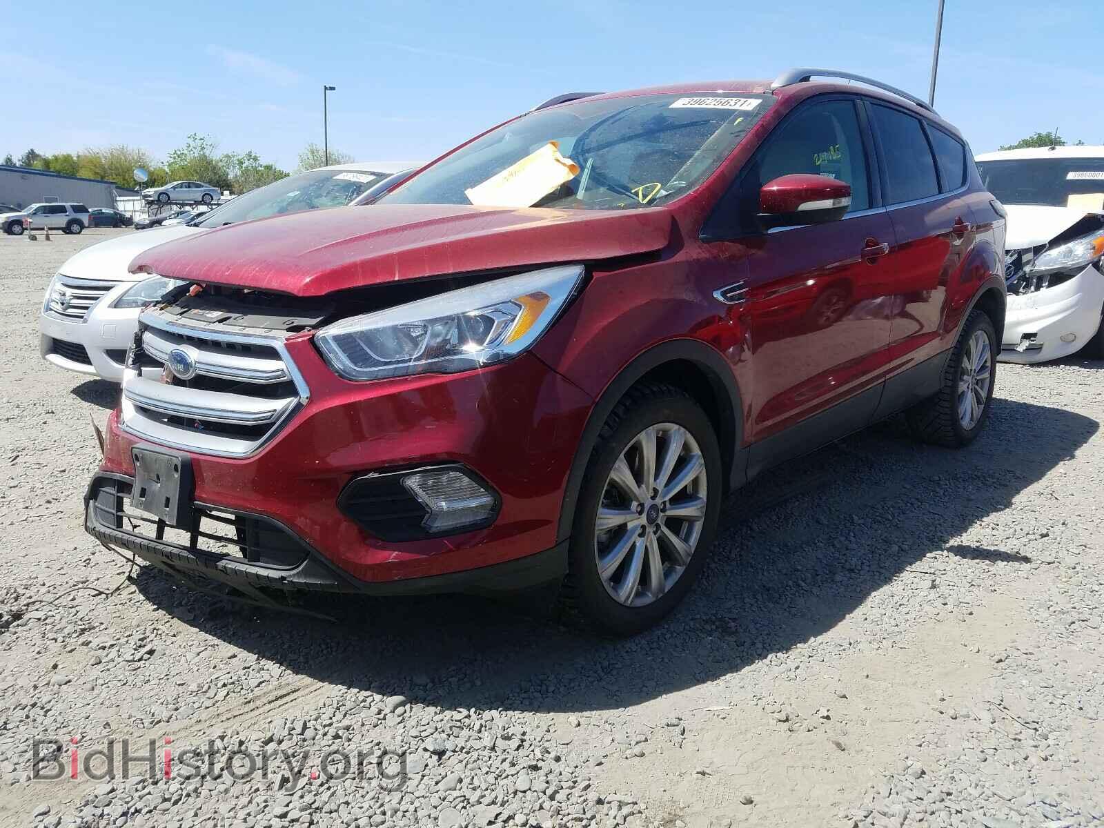 2017 Ford ESCAPE (VIN 1FMCU9J99HUC25813) — фото 2 из 10