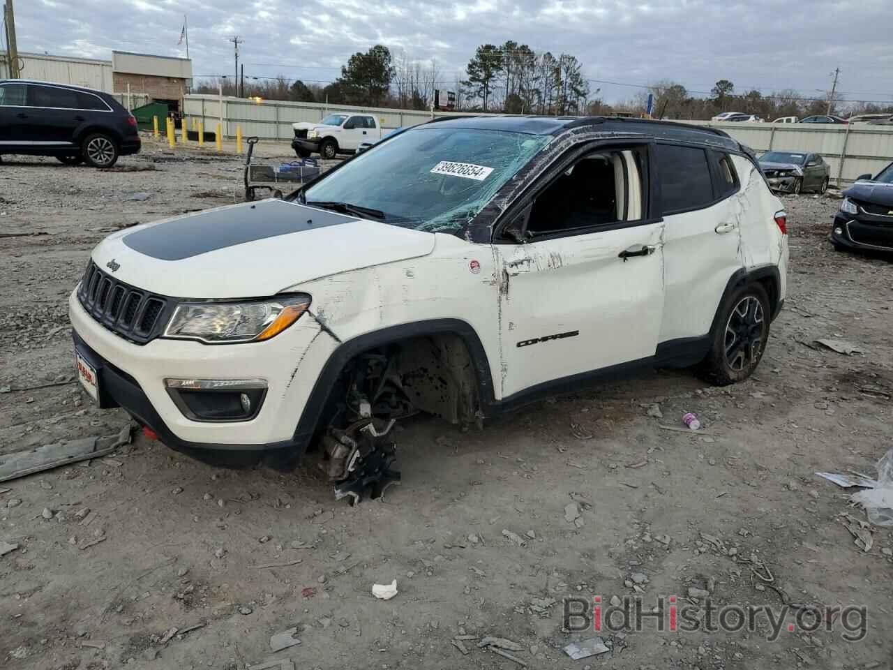 Фотография 3C4NJDDB6KT739787 - JEEP COMPASS 2019