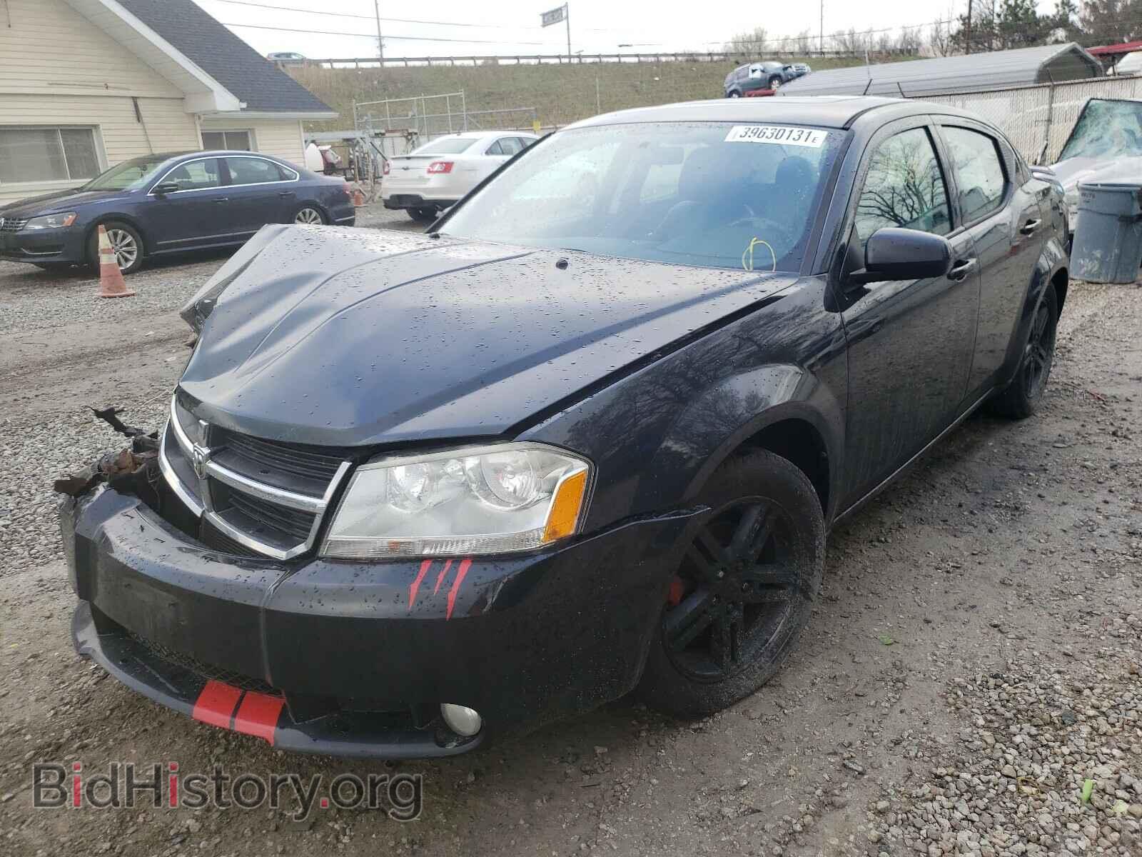 2010 DODGE AVENGER - VIN: 1B3CC5FB0AN222053 - Фото 2
