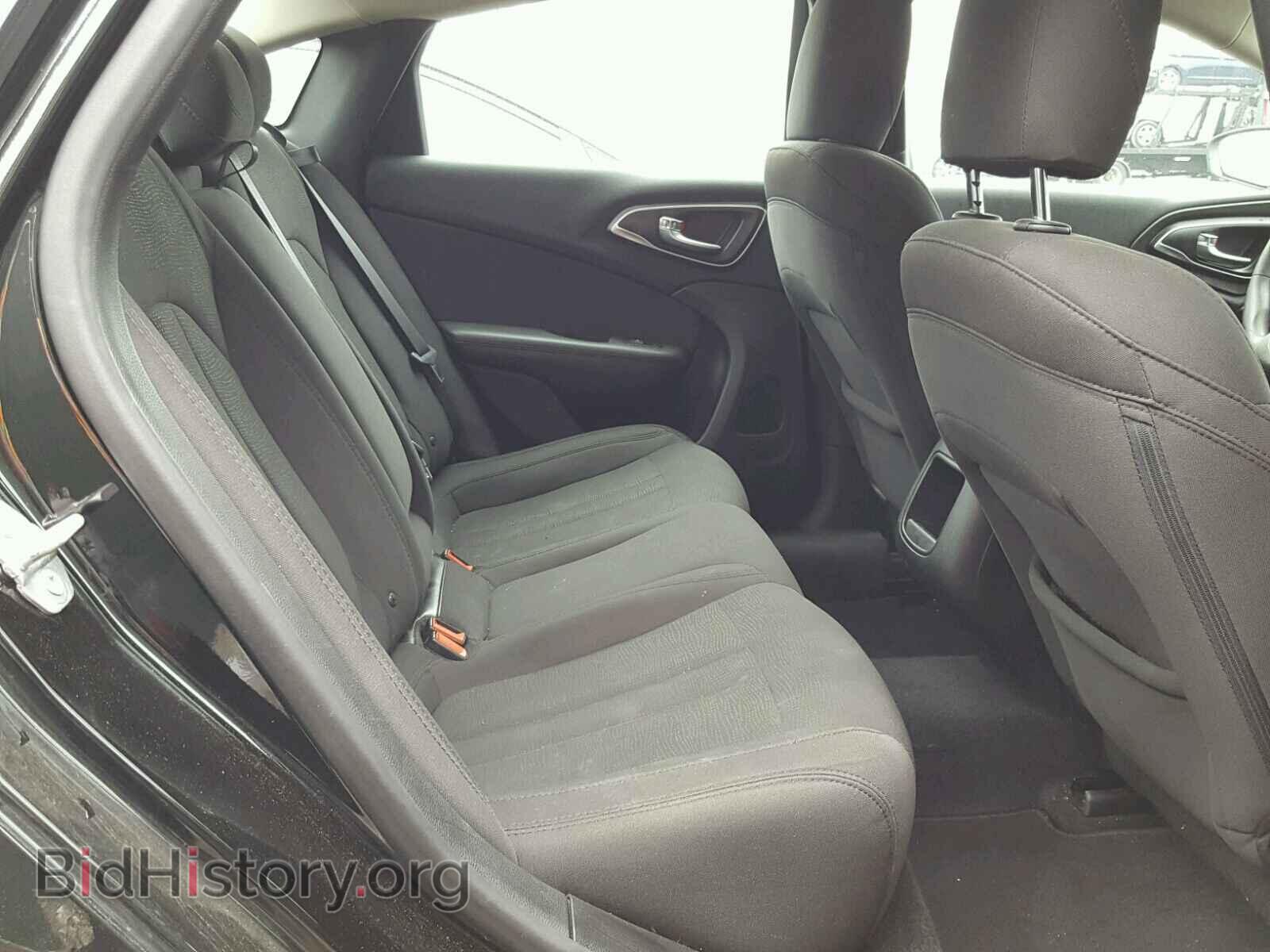 2016 CHRYSLER 200 - VIN: 1C3CCCAB5GN106984 - Фото 6