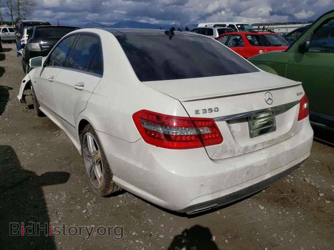 2012 MERCEDES-BENZ E-CLASS - VIN: WDDHF8JB1CA572733 - Фото 3