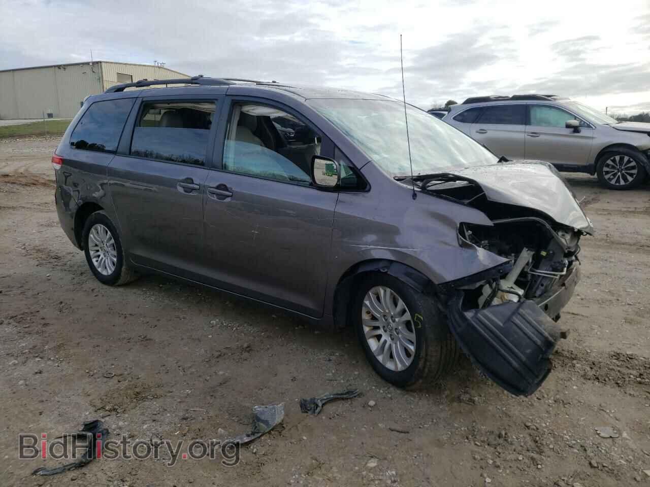 2013 TOYOTA SIENNA - VIN: 5TDYK3DC8DS307843 - Фото 4