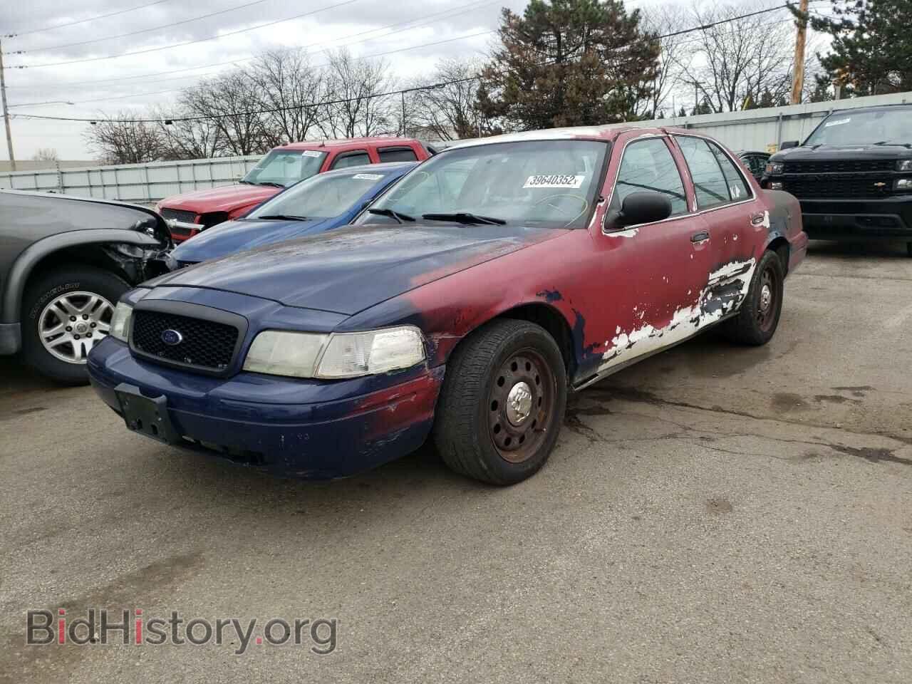 2011 FORD CROWN VIC - VIN: 2FABP7BV9BX169076 - Фото 2