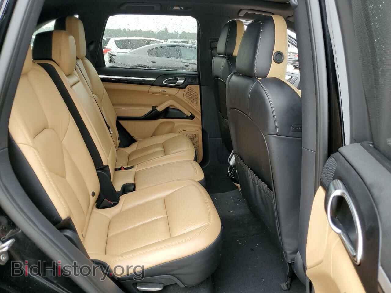 2016 PORSCHE CAYENNE - VIN: WP1AE2A25GLA61904 - Фото 10