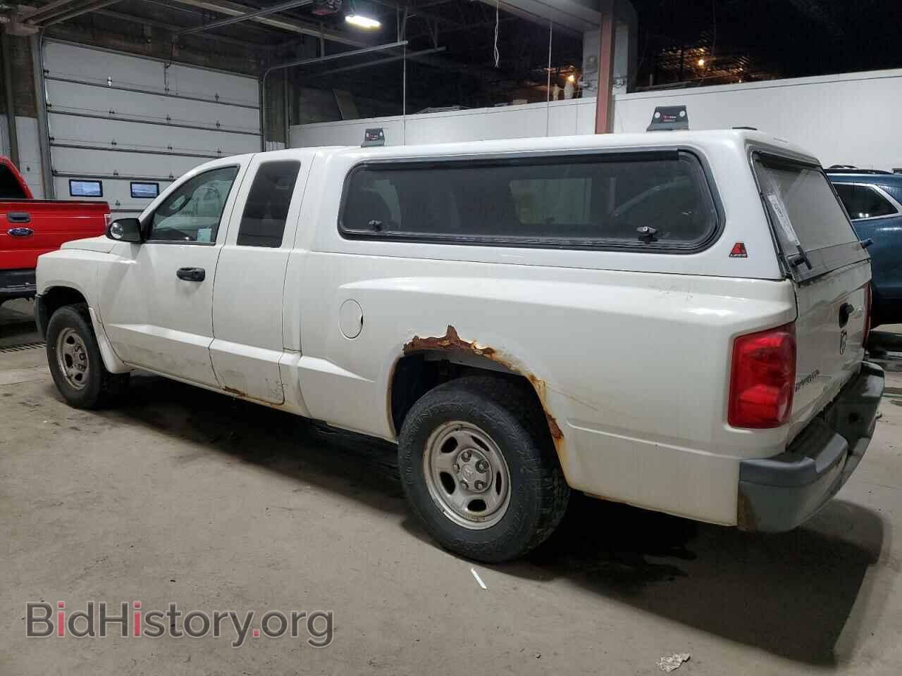 2008 DODGE DAKOTA - VIN: 1D7HE22K88S628523 - Фото 2