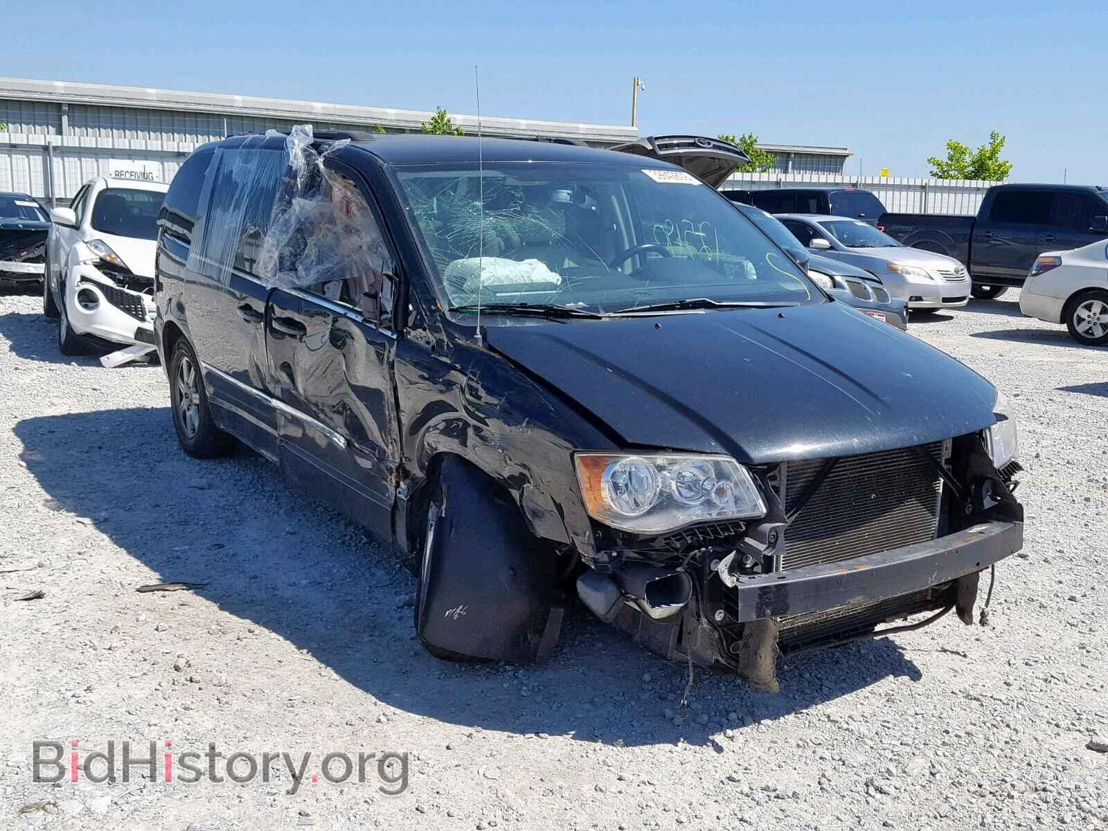 Фотография 2C4RC1BG5DR577083 - CHRYSLER TOWN & COU 2013