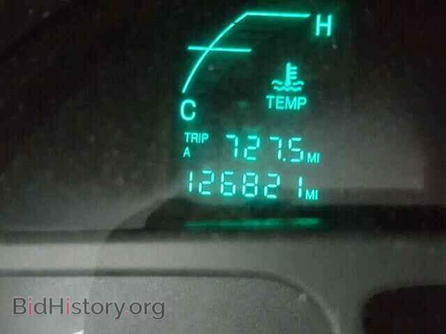2005 CADILLAC DEVILLE - VIN: 1G6KD54Y65U263770 - Photo 8