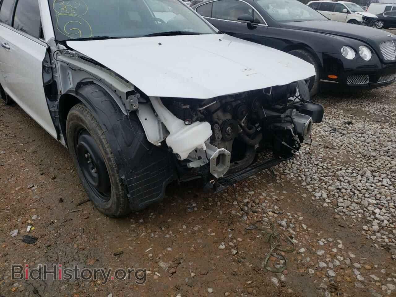 2019 CHRYSLER 300 - VIN: 2C3CCAKG0KH578185 - Фото 9