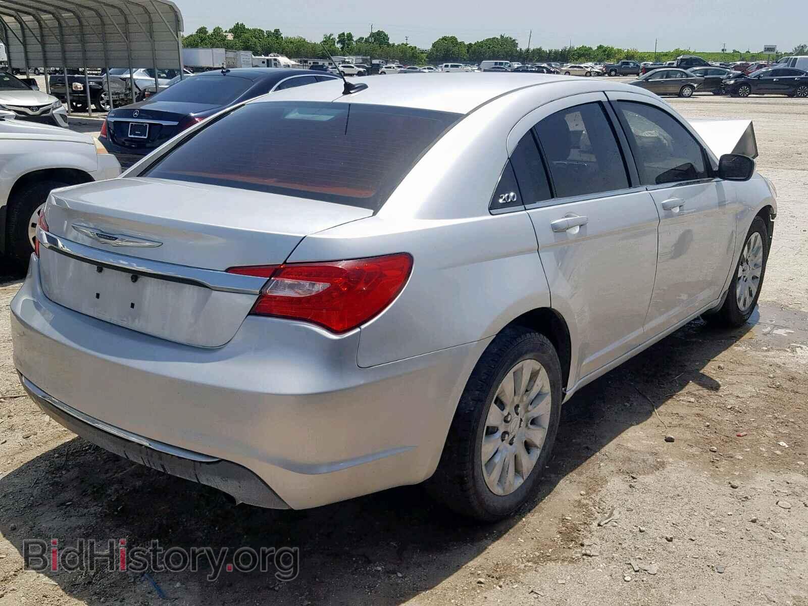 2012 CHRYSLER 200 - VIN: 1C3CCBAB0CN256392 - Фото 4