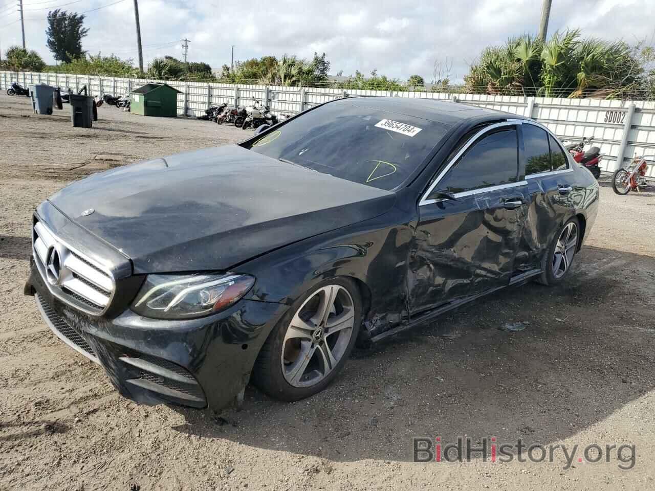 Фотография WDDZF4JB8JA444578 - MERCEDES-BENZ E-CLASS 2018