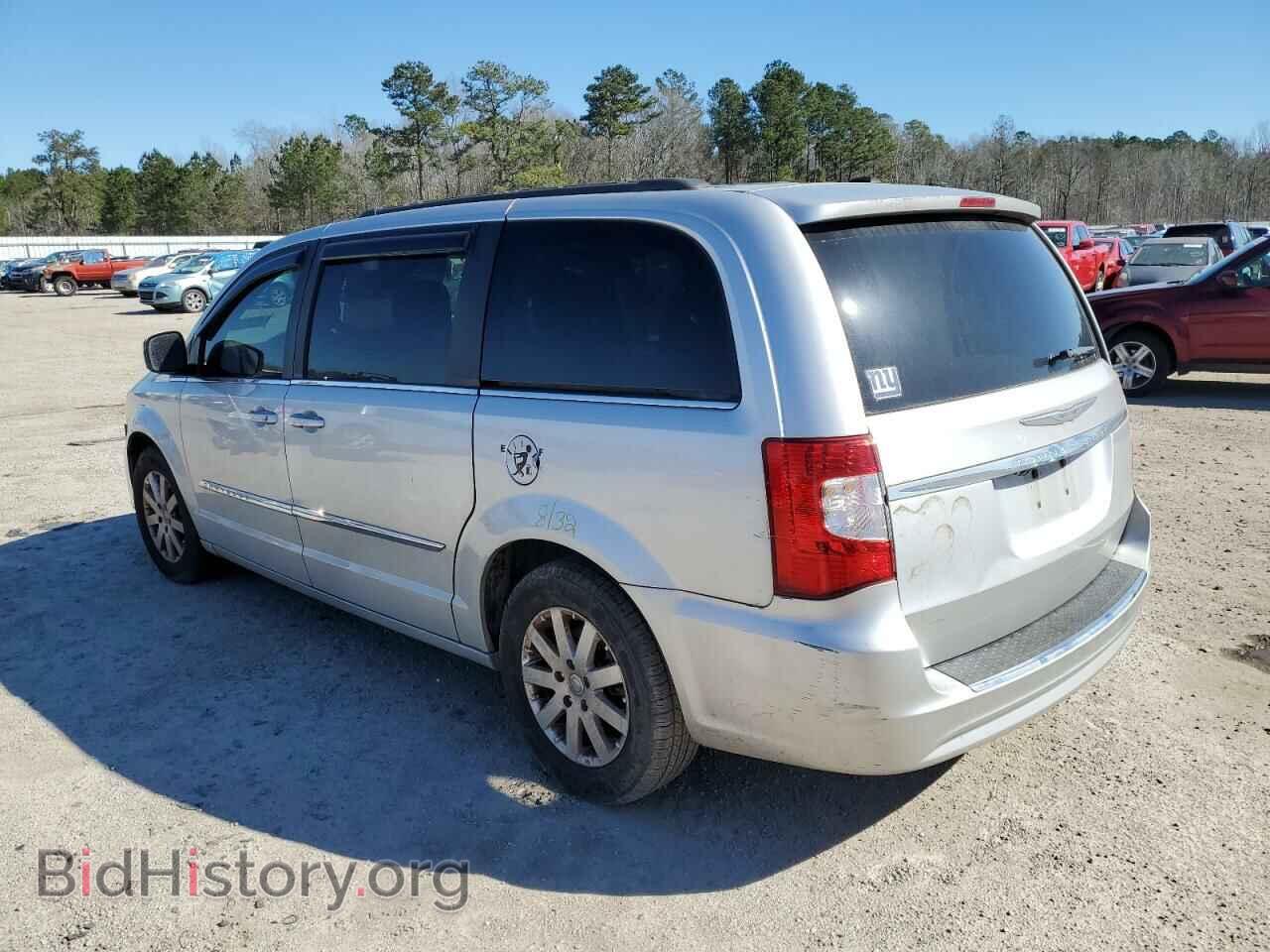 2011 CHRYSLER MINIVAN - VIN: 2A4RR8DG2BR617700 - Photo 2