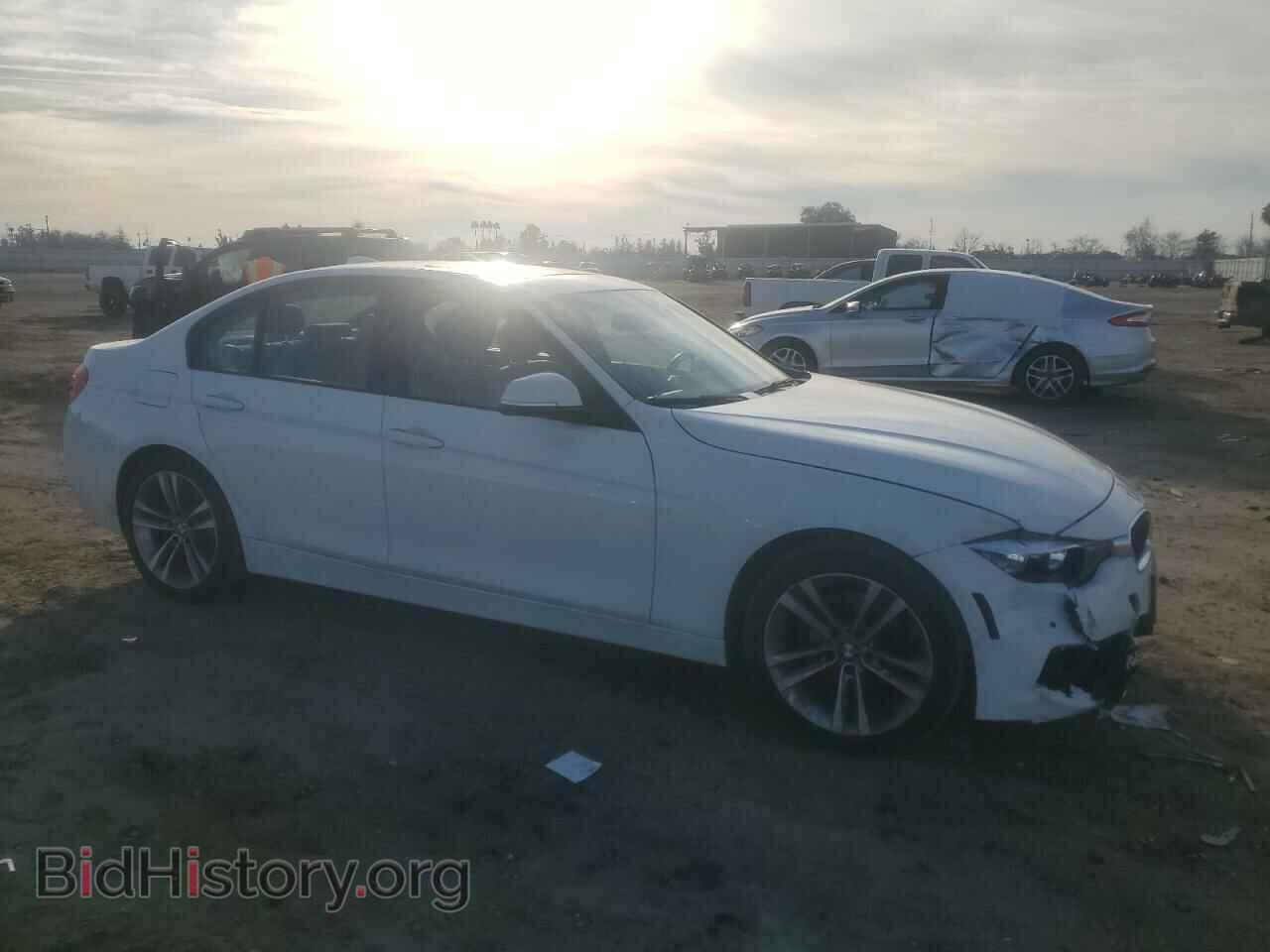 2016 BMW 3 SERIES - VIN: WBA8E9G50GNU28834 - Фото 4