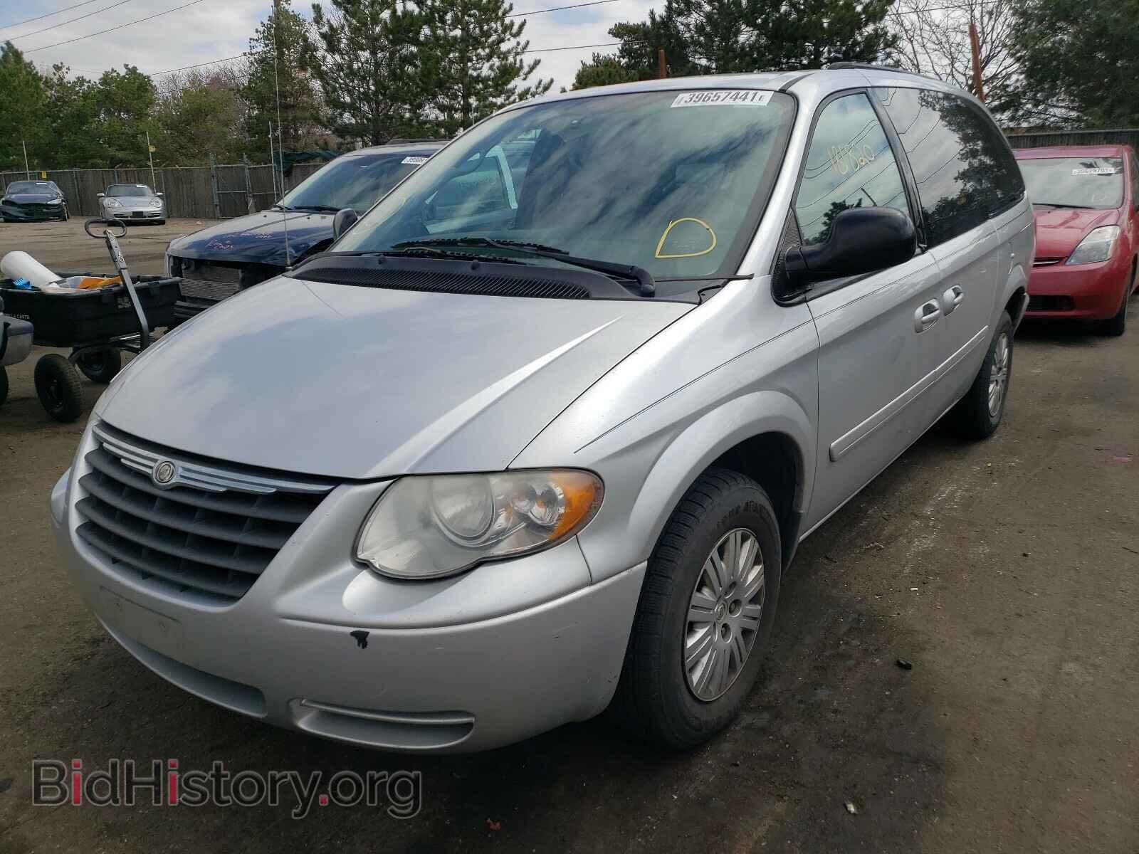 2006 CHRYSLER MINIVAN - VIN: 2A4GP44R96R881848 - Фото 2