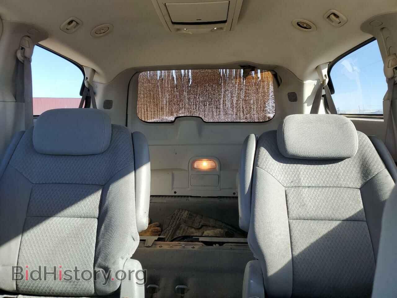 2009 CHRYSLER MINIVAN - VIN: 2A8HR54129R609143 - Фото 10