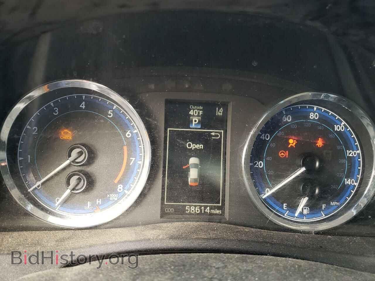 2017 TOYOTA COROLLA - VIN: 2T1BURHE3HC852121 - Фото 9