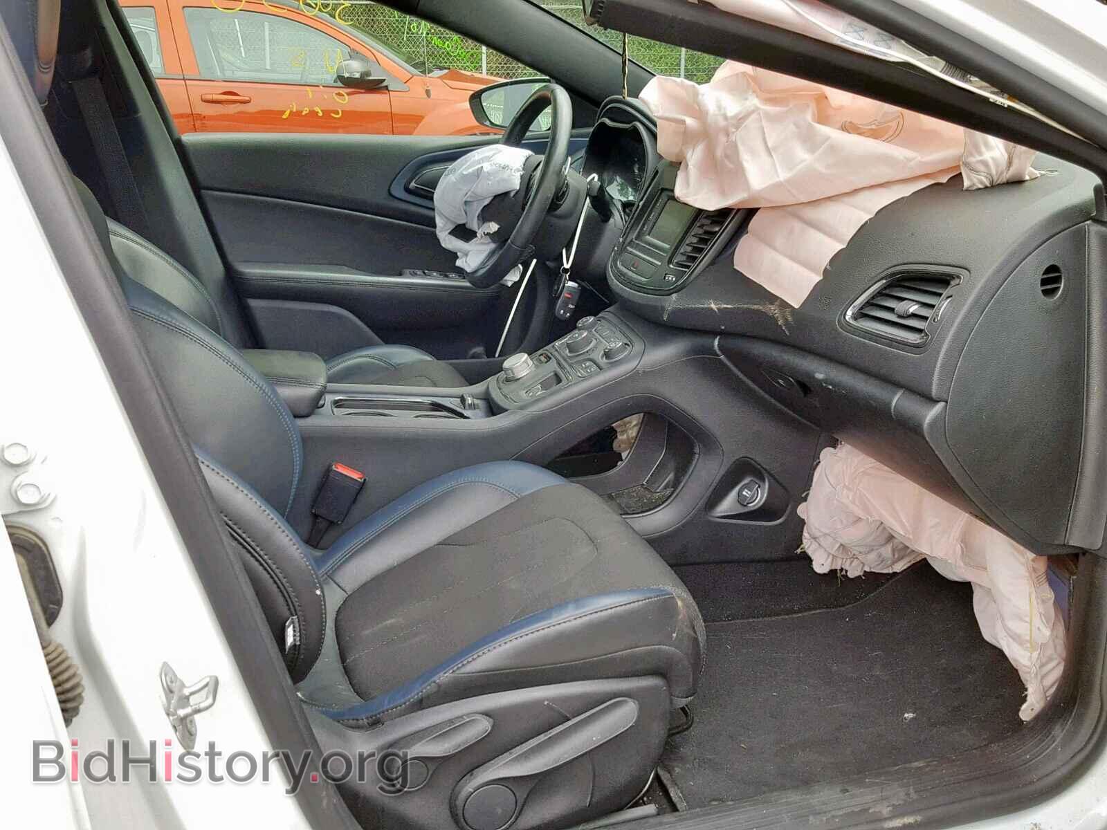 2016 CHRYSLER 200 - VIN: 1C3CCCBB6GN188013 - Фото 5