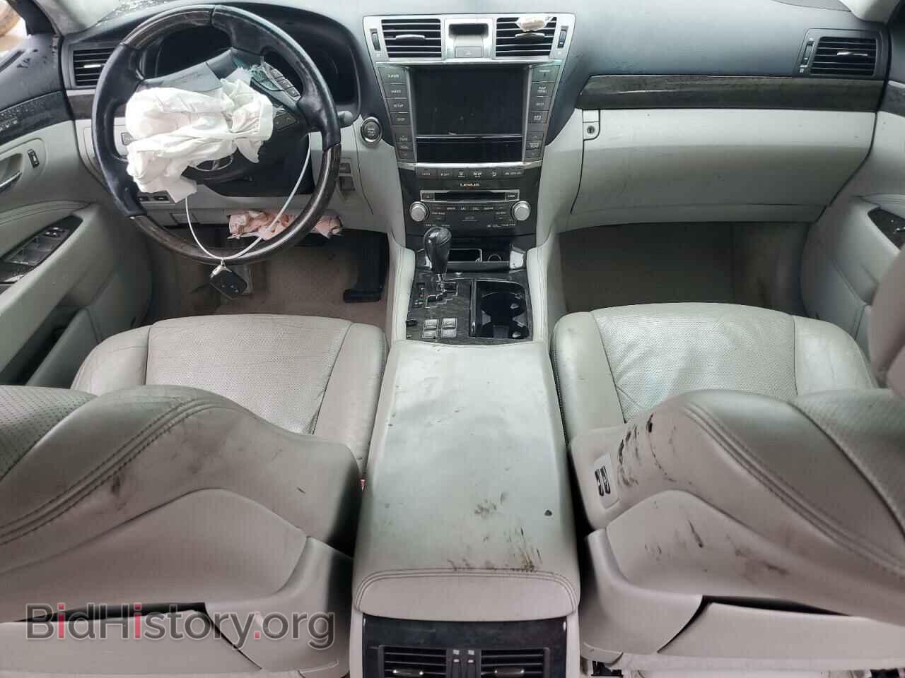 2012 LEXUS LS460 - VIN: JTHGL5EF1C5045003 - Photo 8