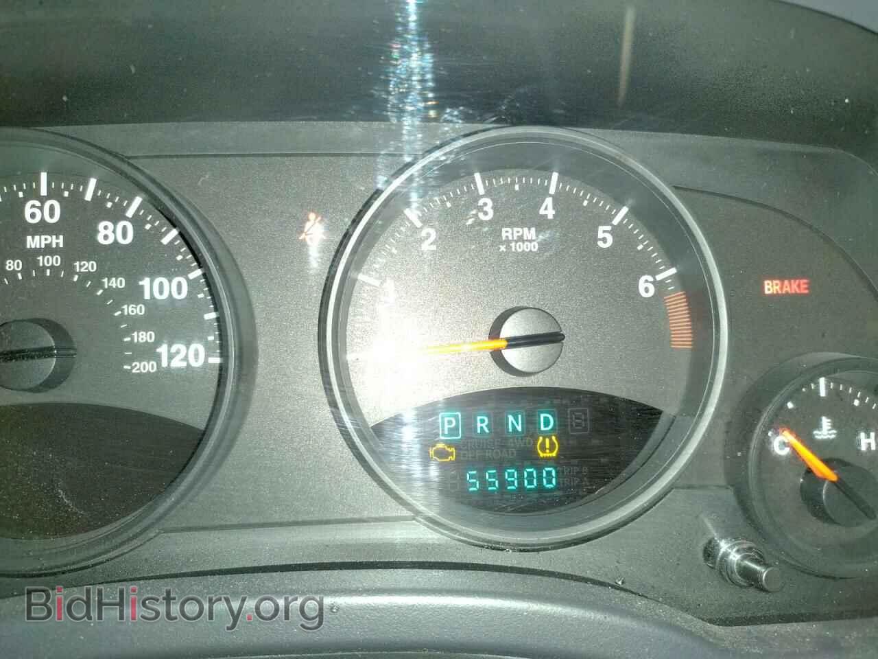 2010 JEEP COMPASS - VIN: 1J4NT1FB1AD676960 - Photo 9