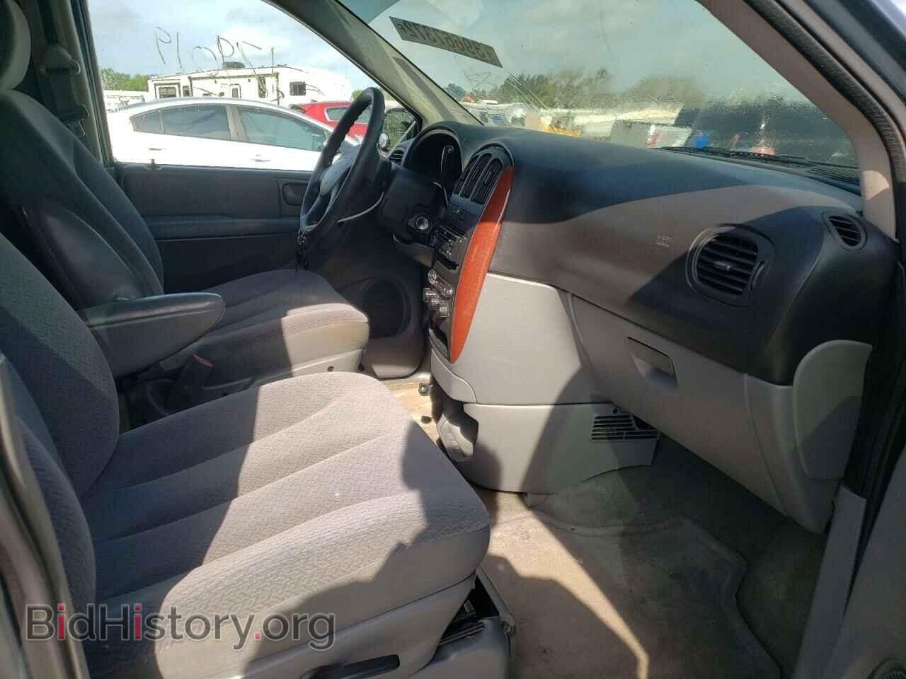 2006 CHRYSLER MINIVAN - VIN: 2A4GP44R66R817590 - Фото 5