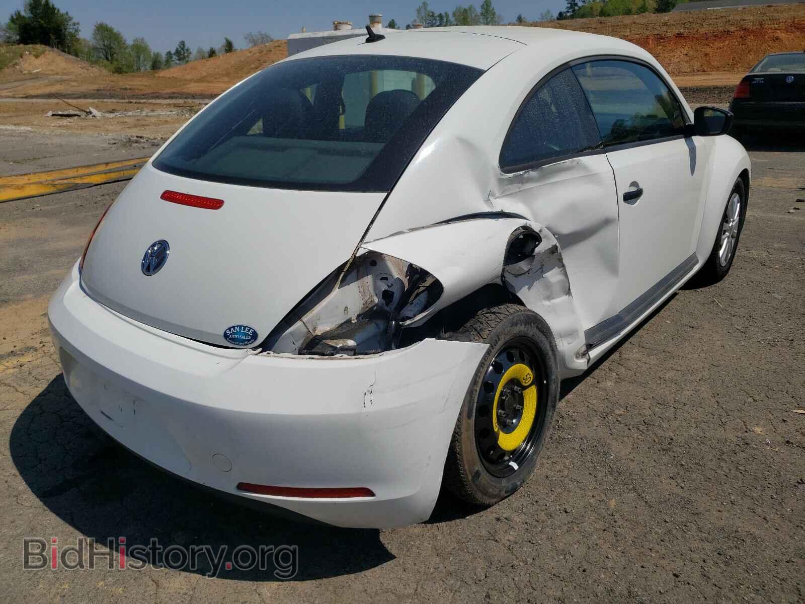 2012 VOLKSWAGEN BEETLE - VIN: 3VWFP7AT7CM646660 - Фото 4