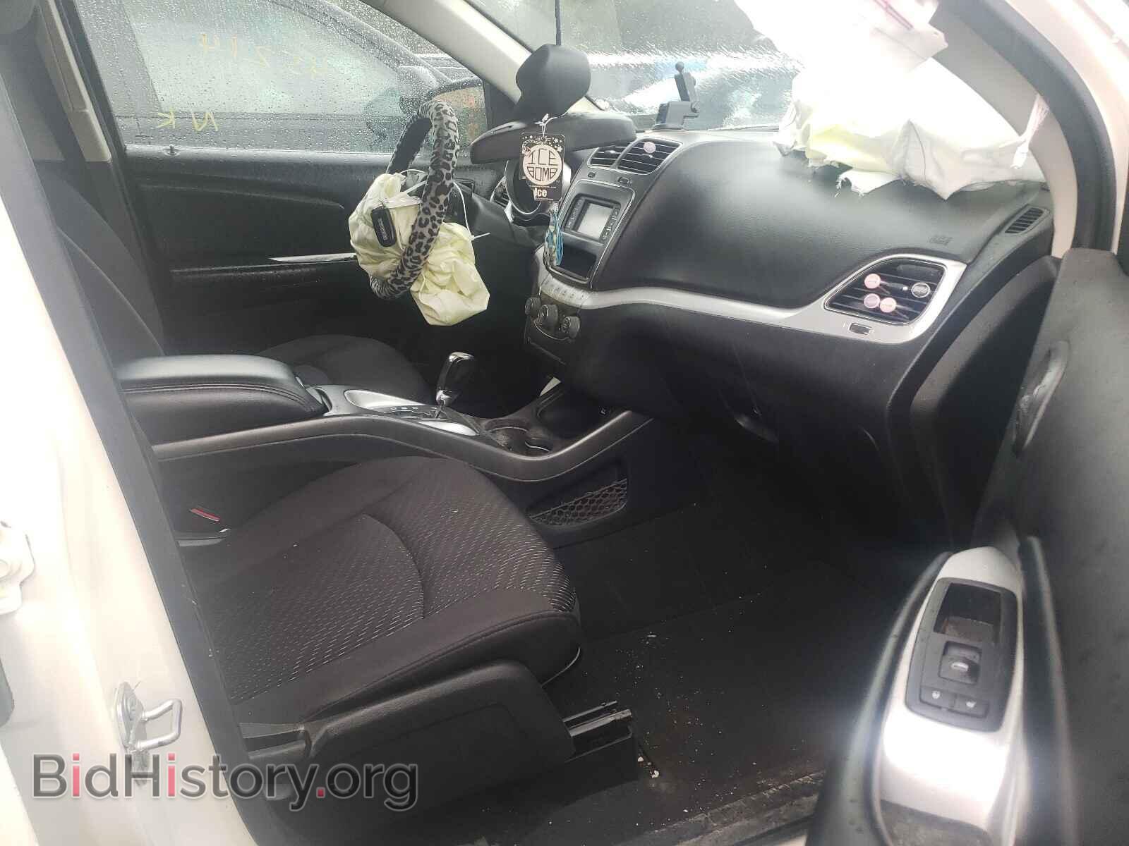 2018 DODGE JOURNEY - VIN: 3C4PDCAB3JT448371 - Фото 5