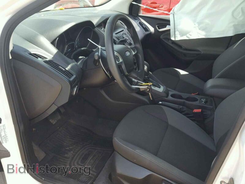 2012 Ford FOCUS (VIN 1FAHP3K25CL120044) — фото 5 из 10