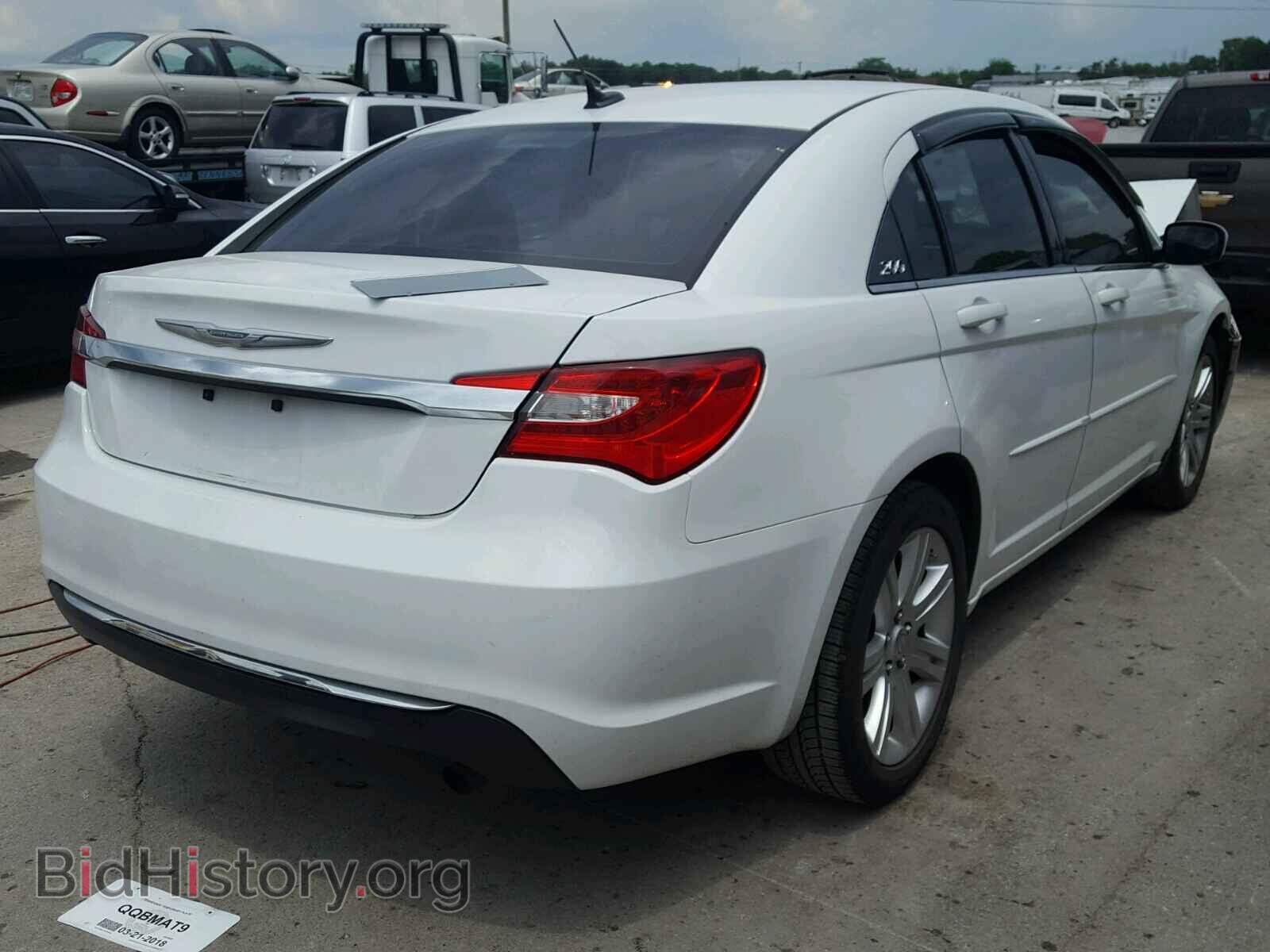 2013 CHRYSLER 200 - VIN: 1C3CCBBB7DN656398 - Фото 4