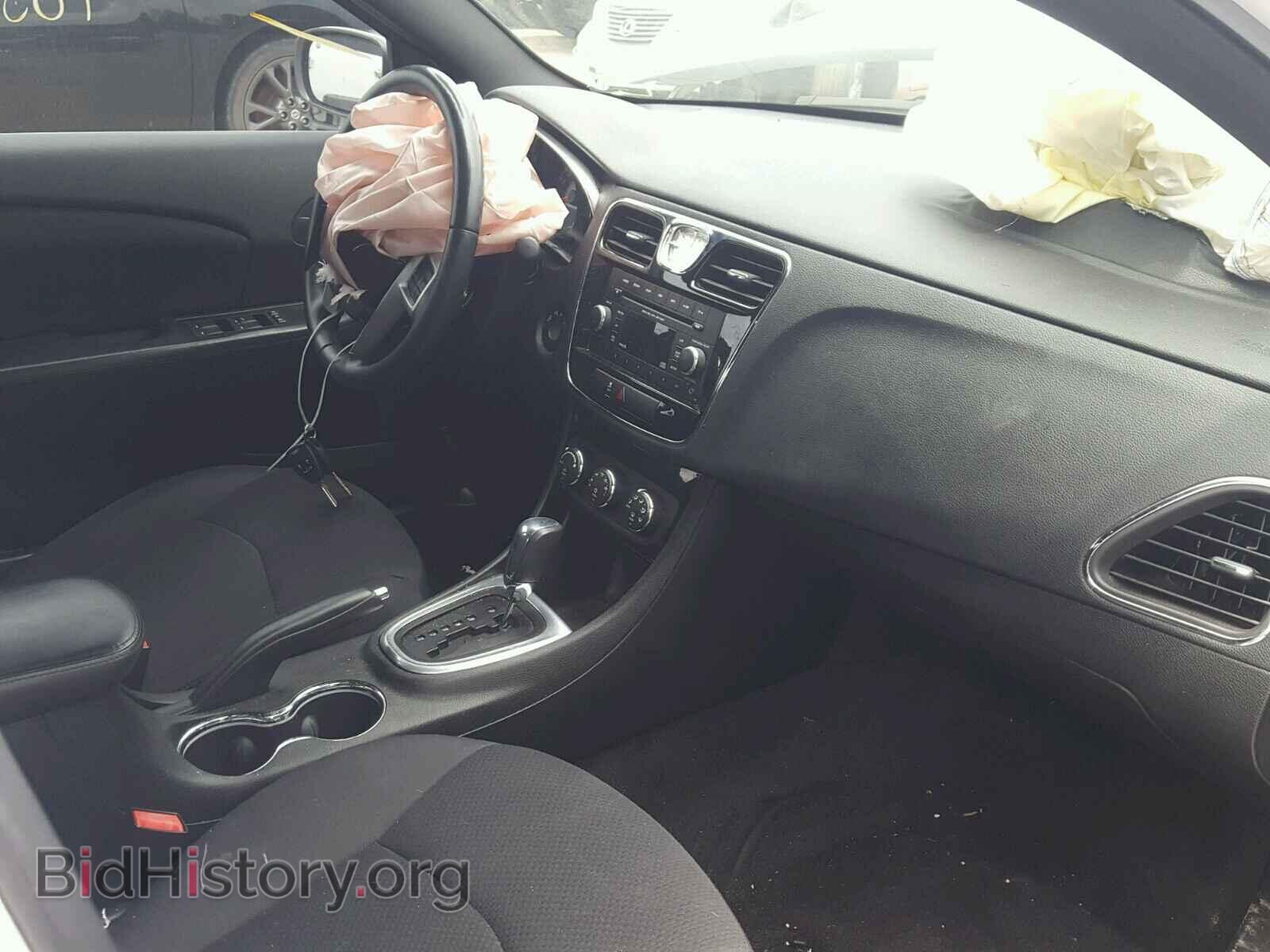 2013 CHRYSLER 200 - VIN: 1C3CCBBB7DN656398 - Фото 5