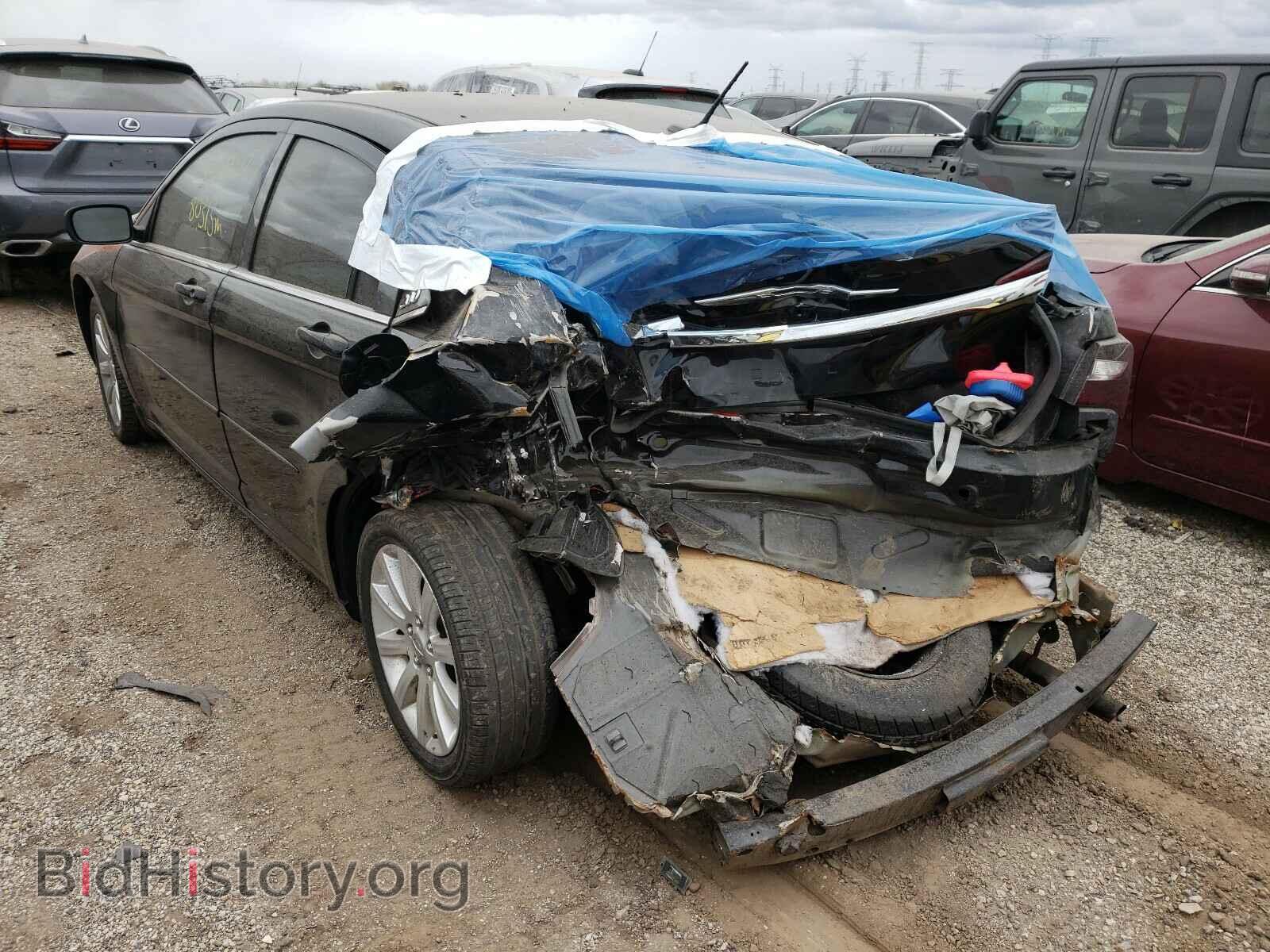 2013 CHRYSLER 200 - VIN: 1C3CCBBB7DN588684 - Фото 3