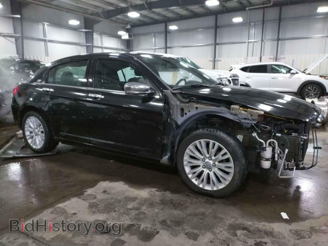2011 CHRYSLER 200 - VIN: 1C3BC2FG1BN502817 - Фото 4
