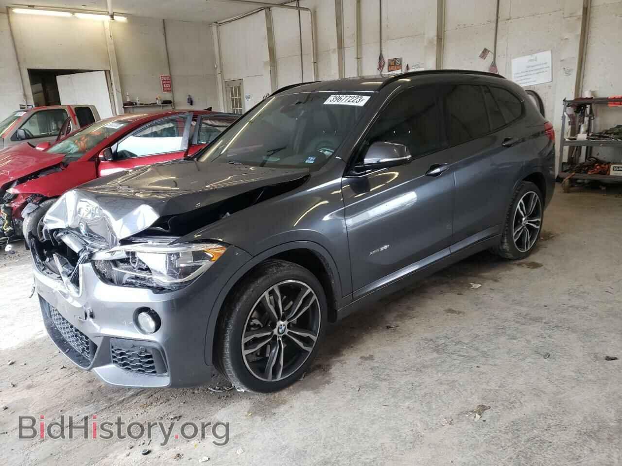 Фотография WBXHT3C31H5F74113 - BMW X1 2017