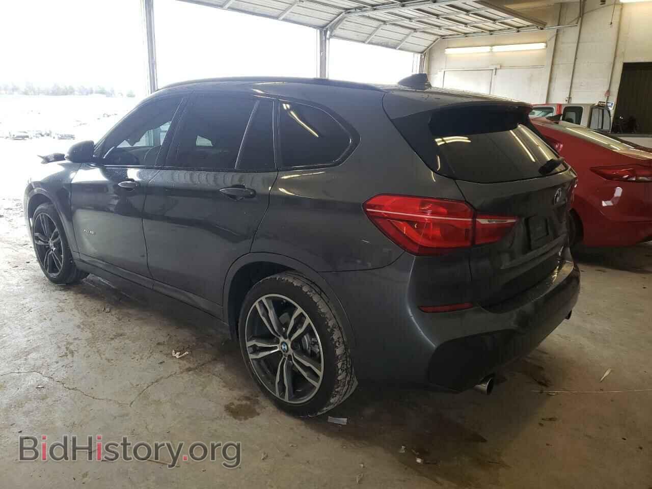 2017 BMW X1 - VIN: WBXHT3C31H5F74113 - Фото 2