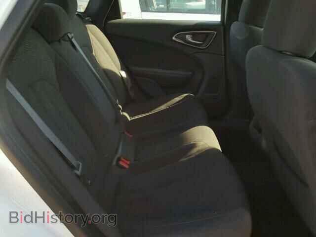 2015 CHRYSLER 200 - VIN: 1C3CCCAB1FN624587 - Photo 6