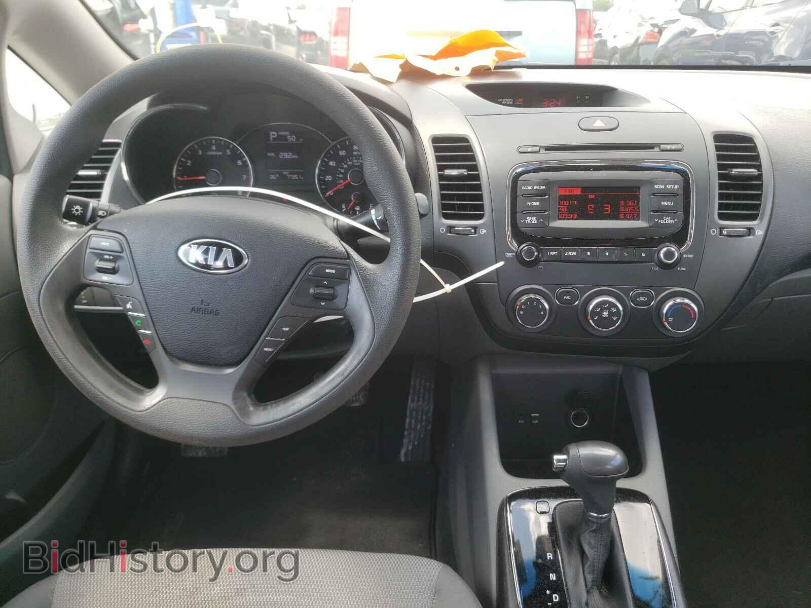 2017 KIA FORTE - VIN: 3KPFK4A78HE014514 - Photo 9