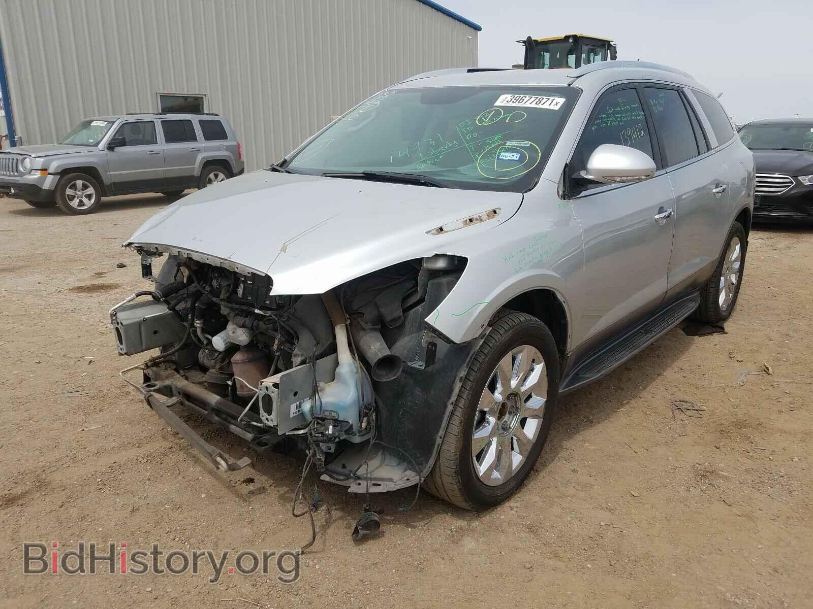 2011 BUICK ENCLAVE - VIN: 5GAKVCED8BJ161945 - Фото 2
