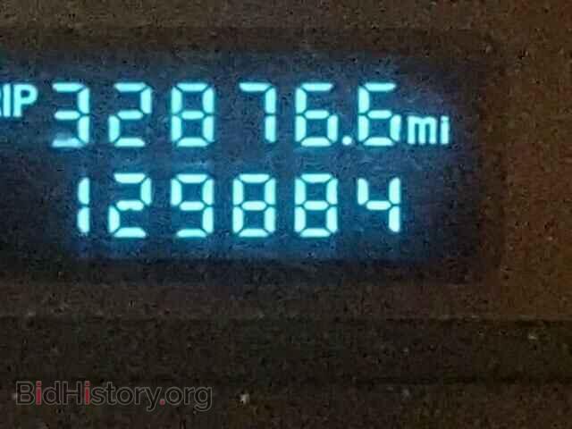 2011 MAZDA TRIBUTE - VIN: 4F2CY0C75BKM04711 - Фото 8