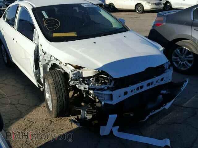 Photo 1FAHP3H21CL417450 - FORD FOCUS 2012