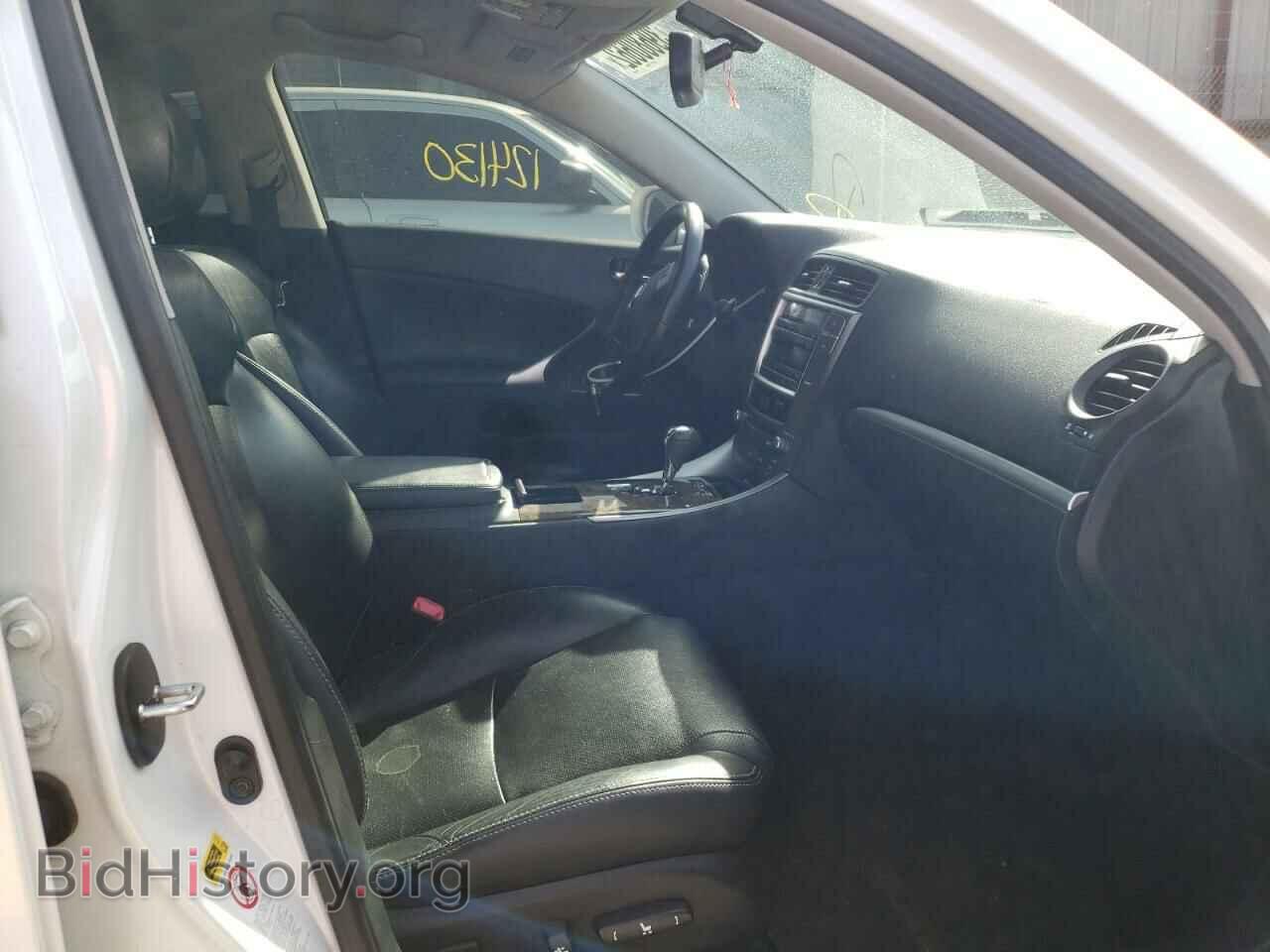 2011 LEXUS IS - VIN: JTHBF5C28B5144594 - Фото 5